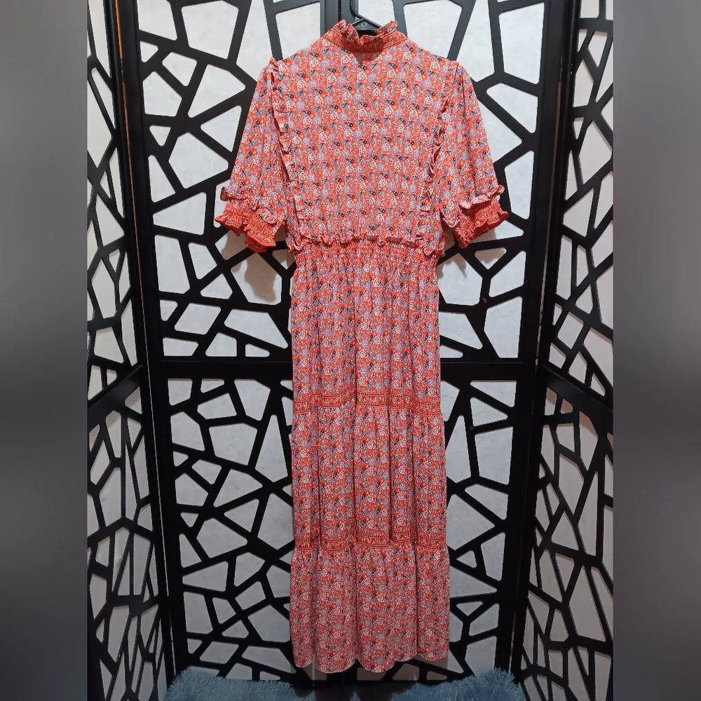 Max Studio - Collar V-Neck Short Smocked Sleeve Tiered Ruffle Maxi Dress - L - Picture 3 of 10